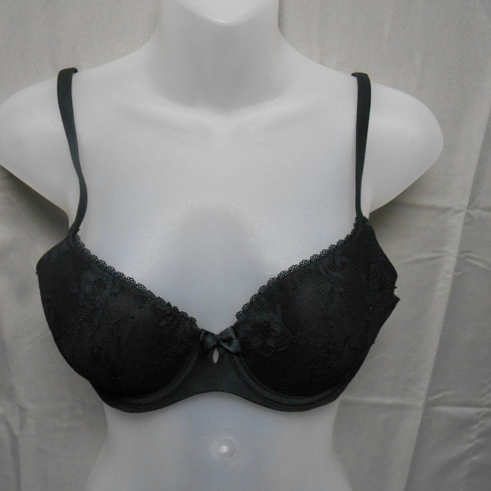 Victoria’s Secret Bra 34C Black Lace NWOT